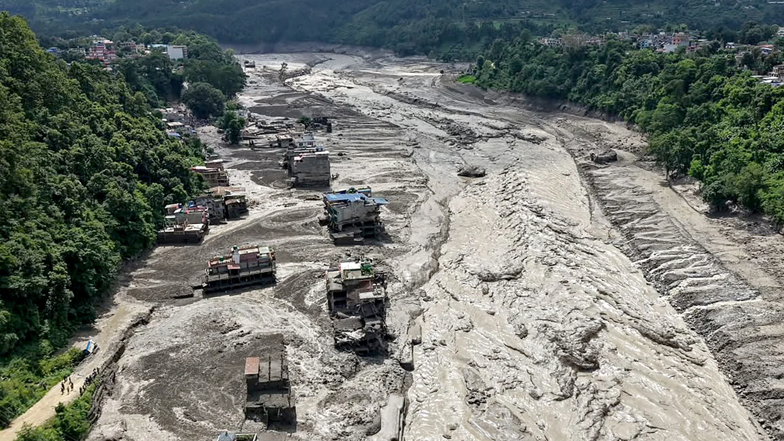 Flash Flood in Nepal and Tibet Causes 157 Deaths