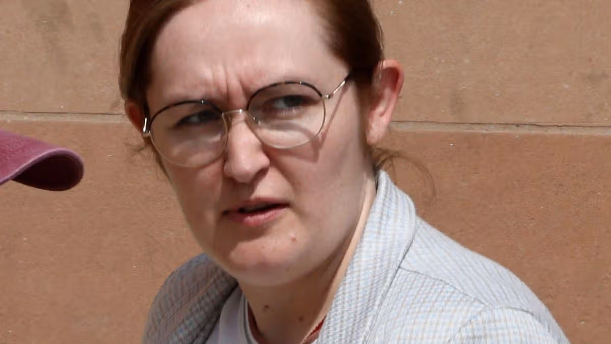 Tinder Conwoman Fleeces Man Out of Thousands