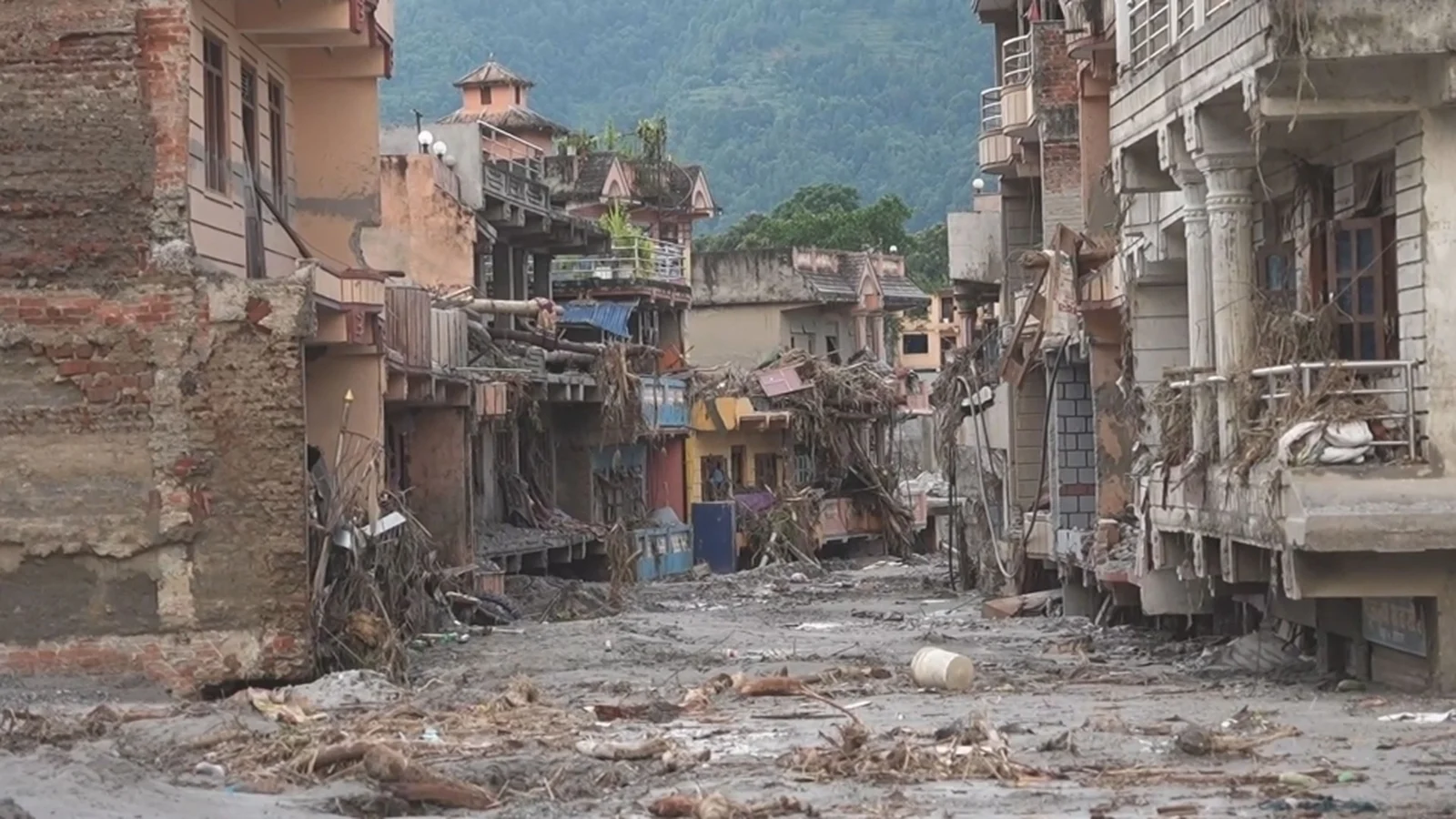 Rescue Efforts Paused in Nepal, Tibet