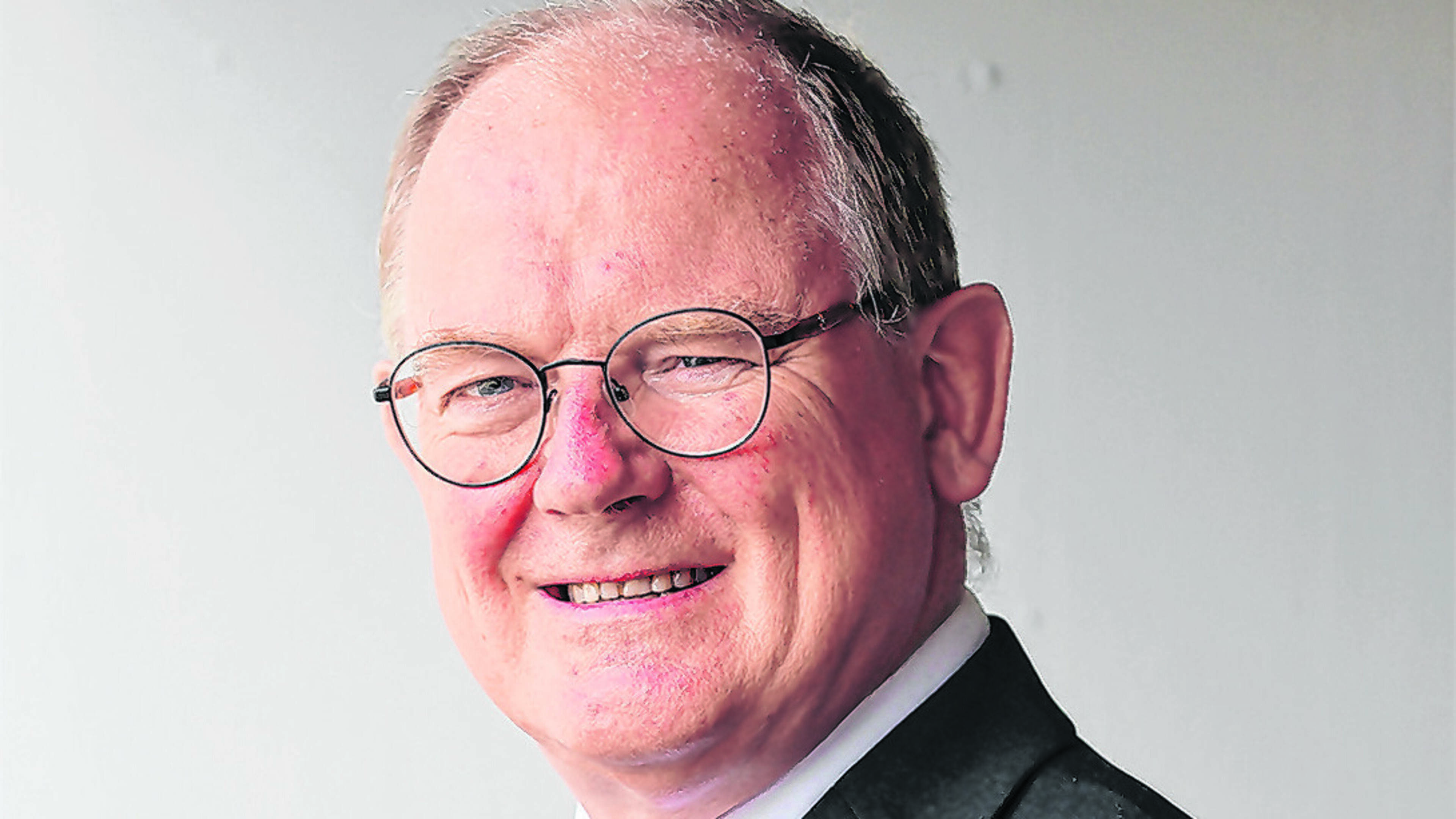 Senan Molony Retires After Four Decades