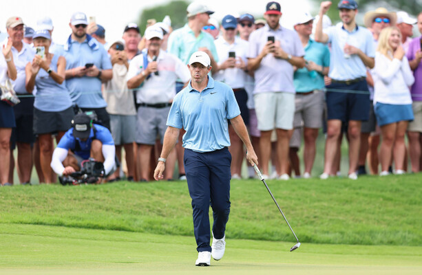 McIlroy Seven Shots Off Lead at Tour Championship