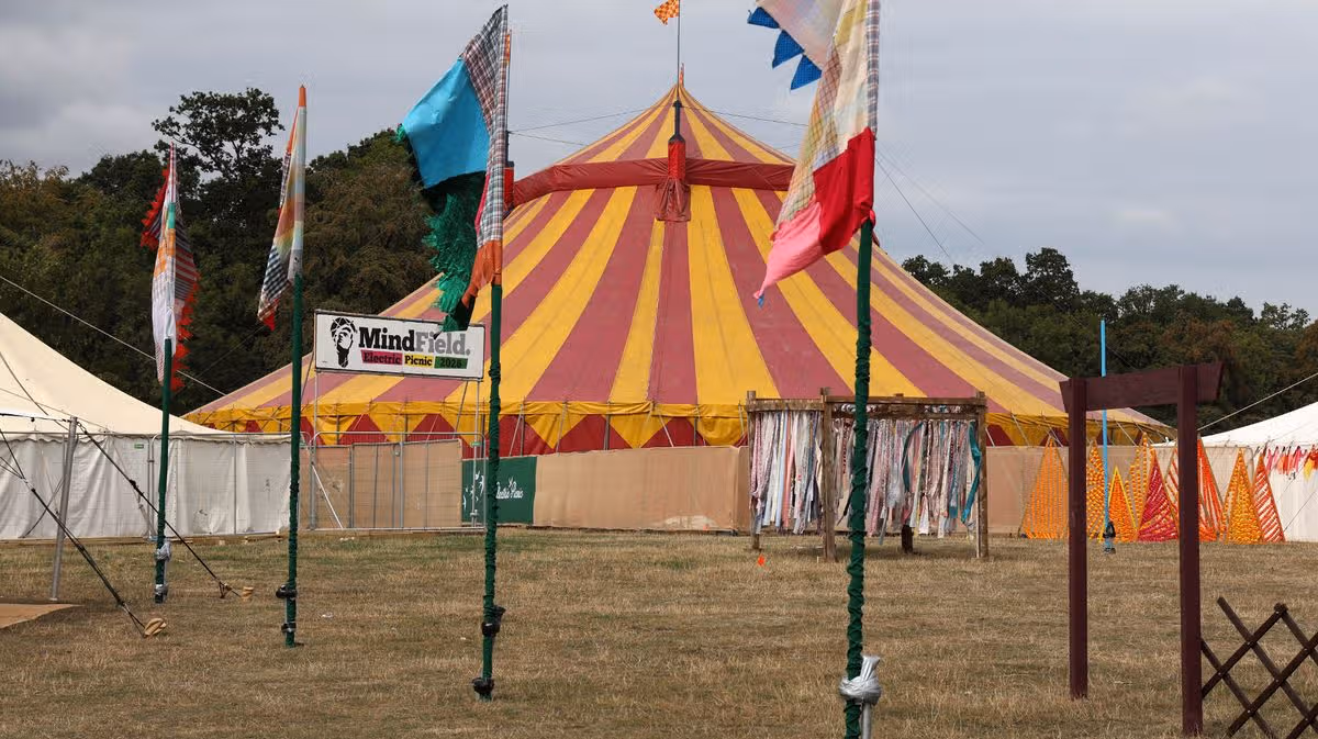Electric Picnic and Barefoot Hippies Explored