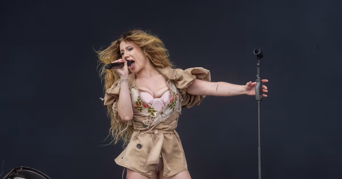 Slayyyter Makes UK Festival Debut at Reading