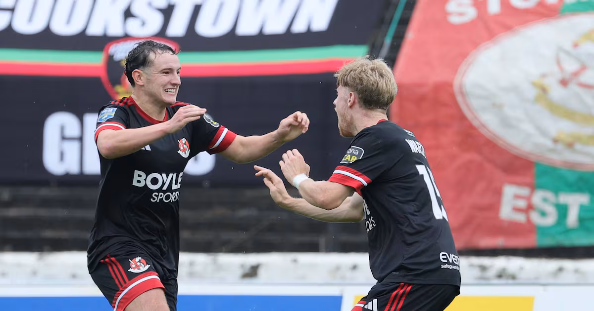 Crusaders Shock Glentoran with 2-1 Victory
