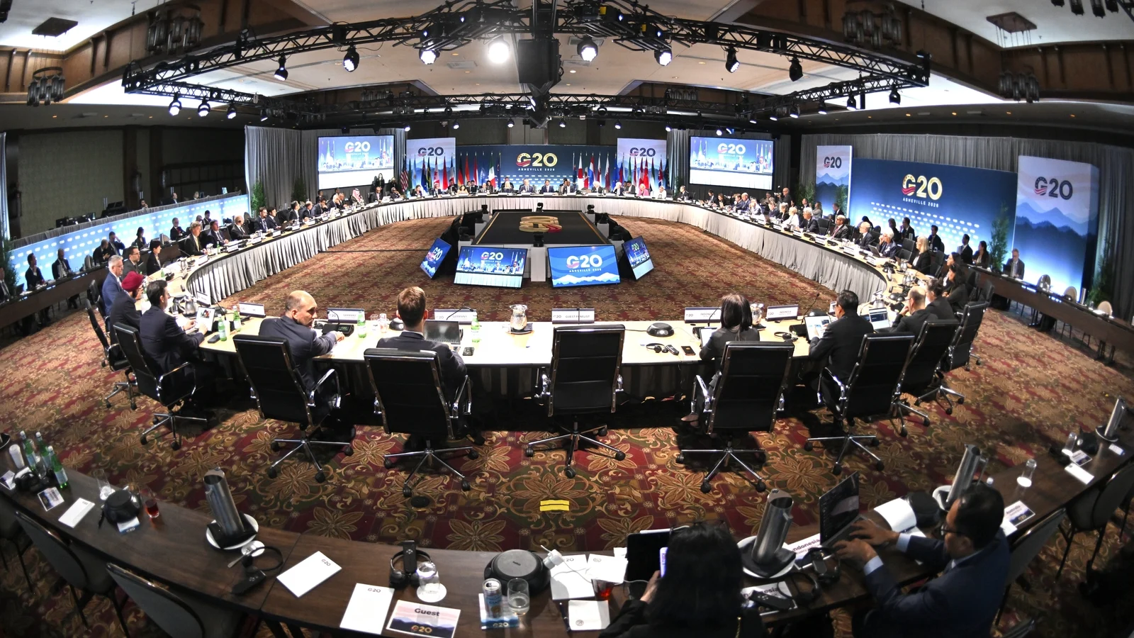 G20 Leaders Conclude Talks Amid Russia's Presence