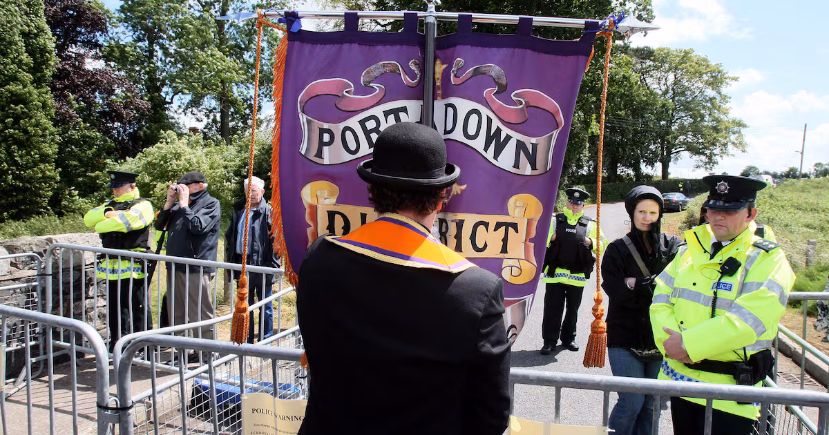 Loyalist Groups Support Orange Order's Drumcree March