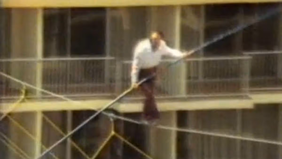 Tightrope Walker Dies During Live Performance