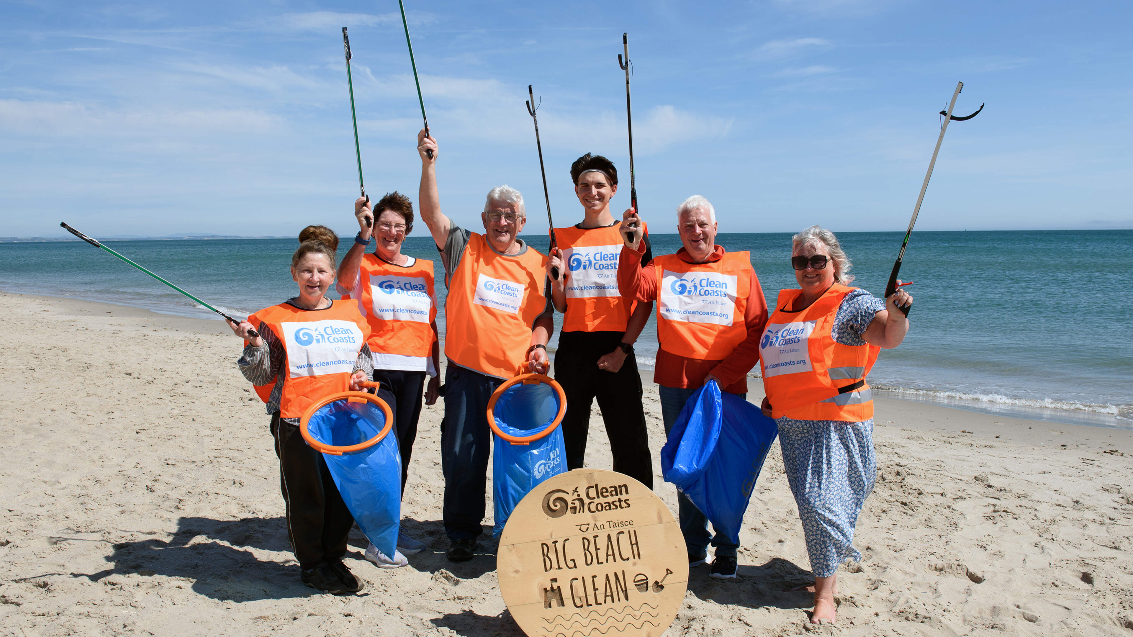 5,000 Volunteers Ready to Clean Ireland's Beaches