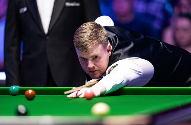 Aaron Hill Loses to Jak Jones at British Open