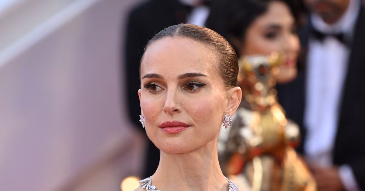 Natalie Portman gives birth to third child