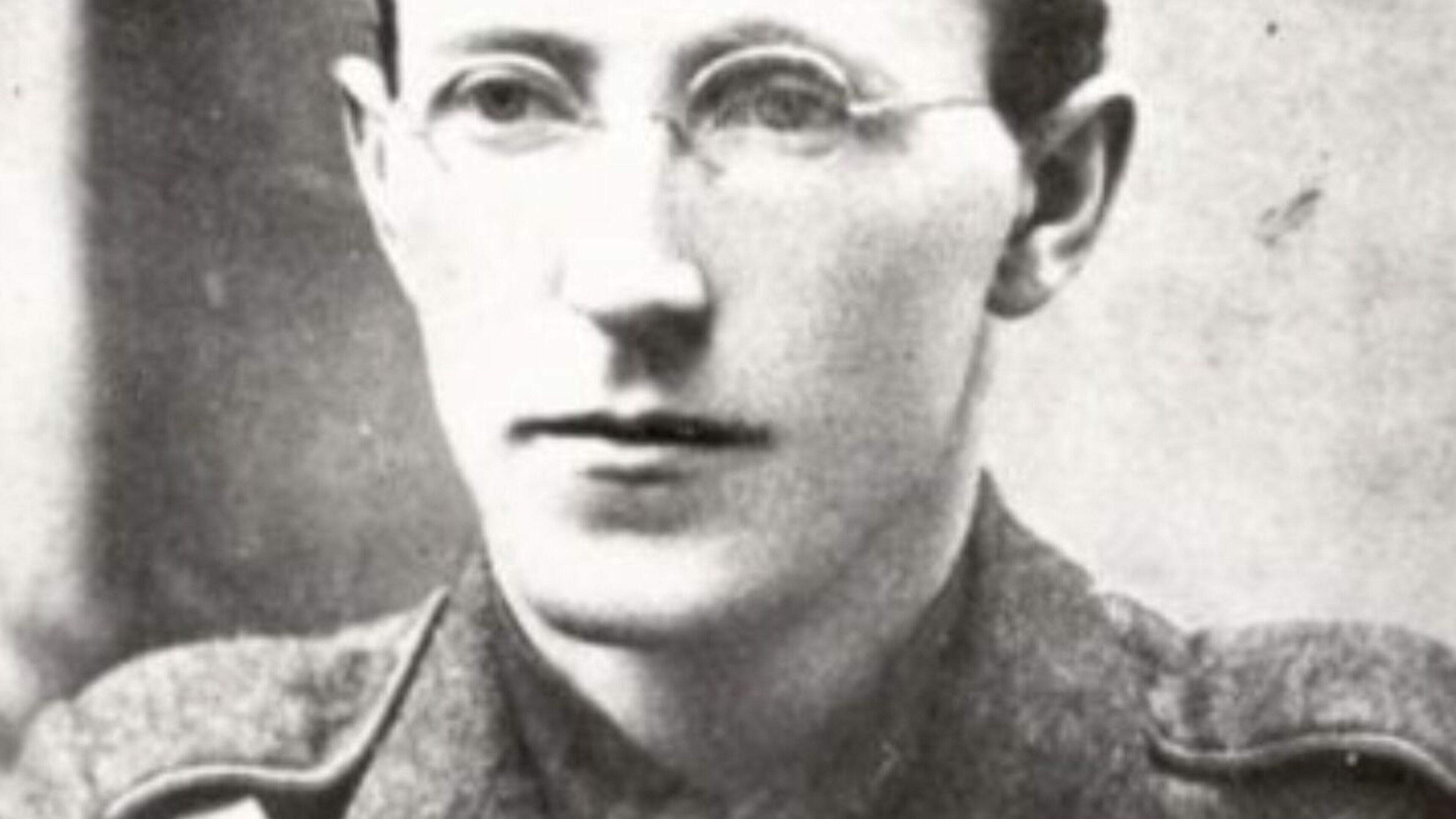 Monument Unveiled to War of Independence Hero