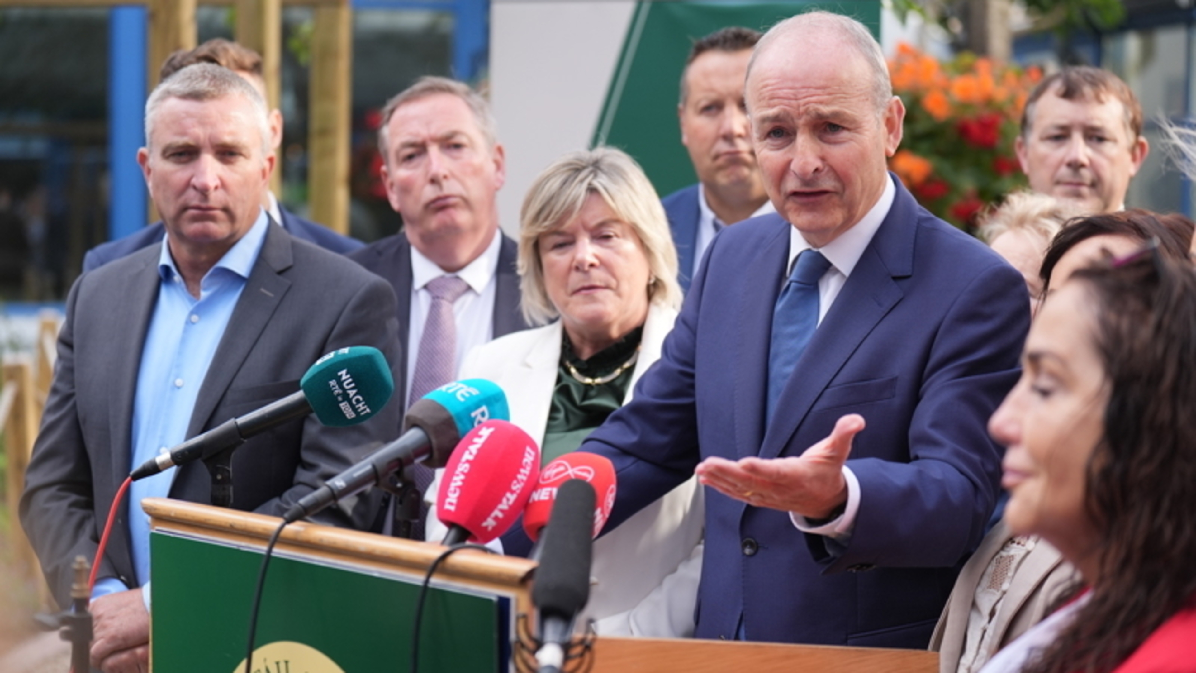 Taoiseach Supports Leadership Amid Trump Visit