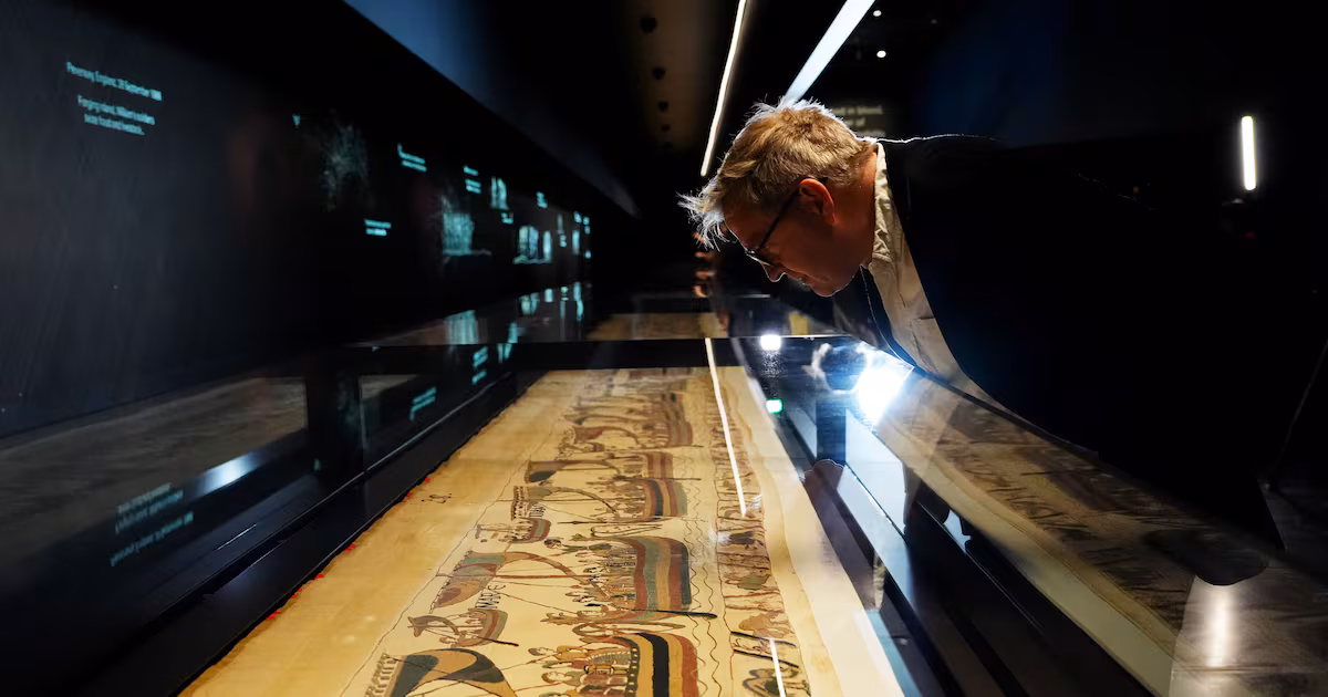 Bayeux Tapestry Returns to UK After 1000 Years
