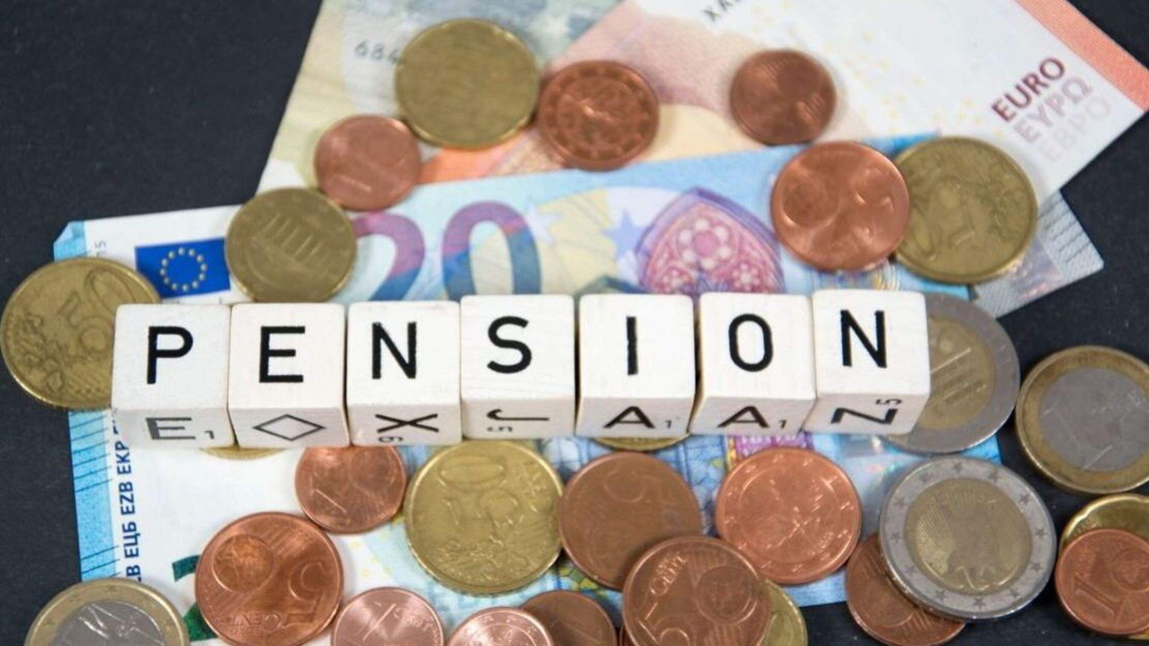 Survey: Pension Funding Lags Amid Cost-of-Living Crisis