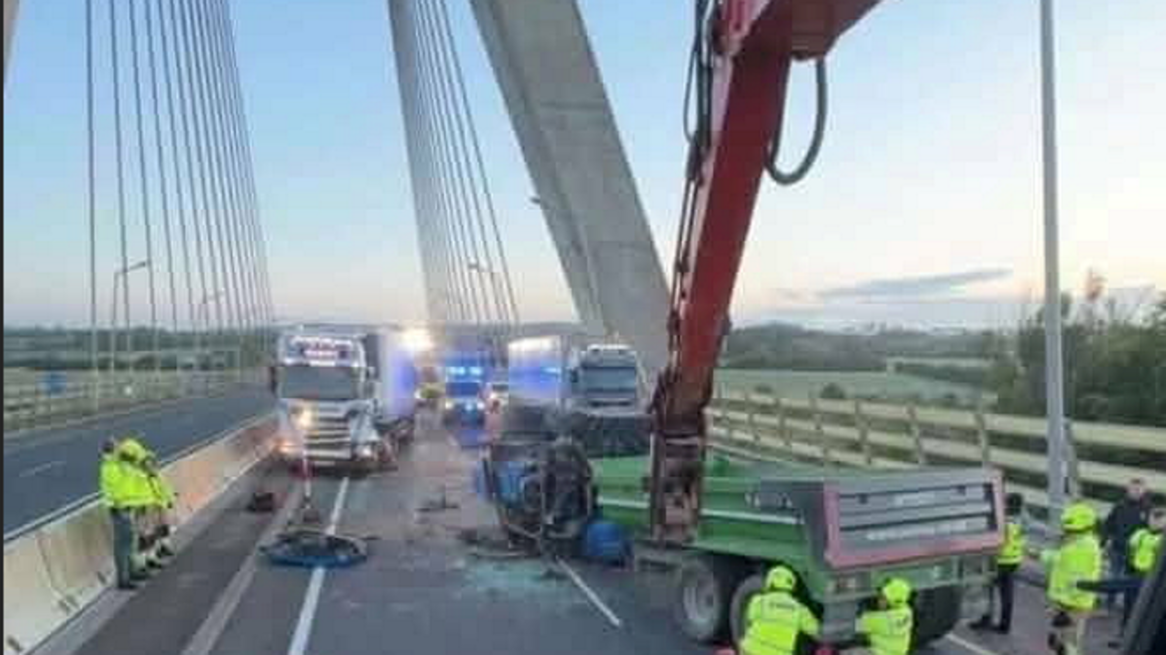 M1 Delays After Tractor and Lorry Crash