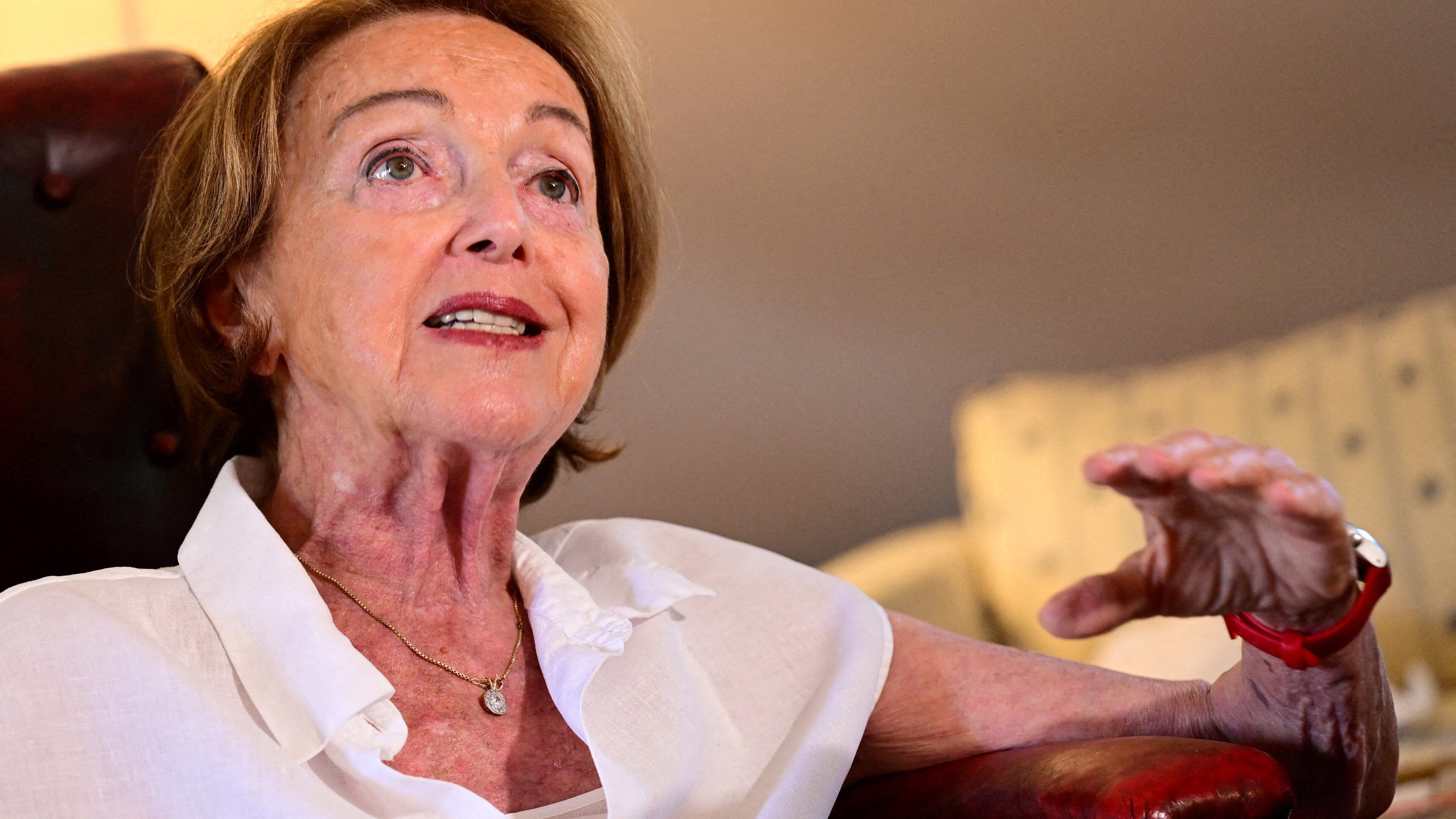 Holocaust Survivor Appalled by Far-Right Power