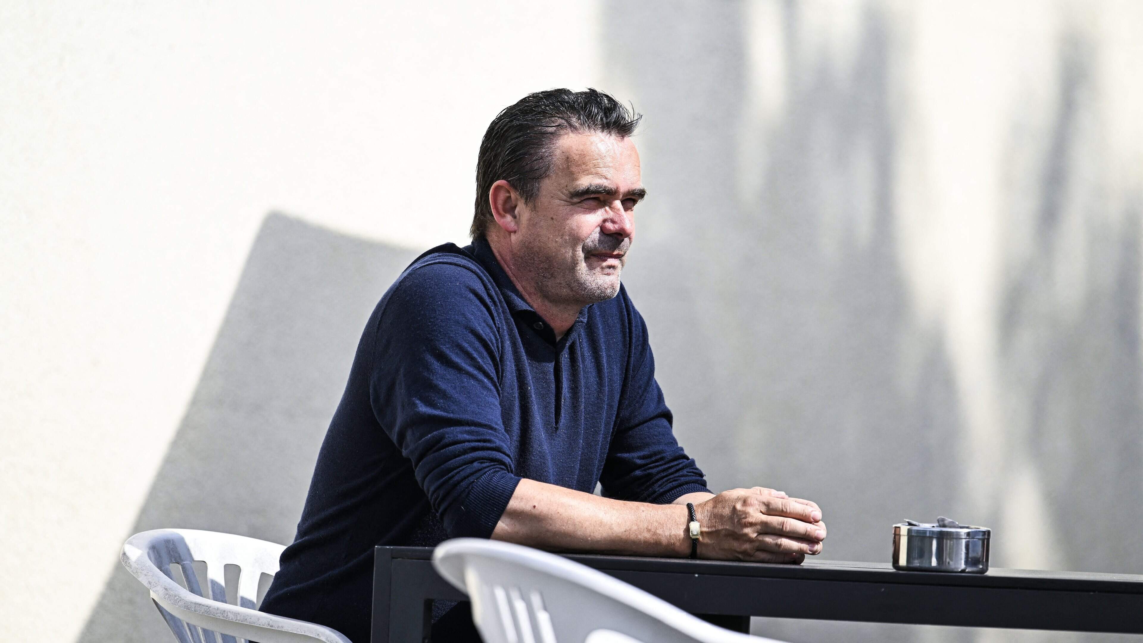 Marc Overmars resigns from Royal Antwerp due to health