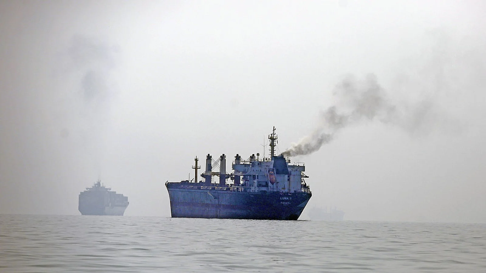 Iran, US Attack Tankers in Escalating Conflict