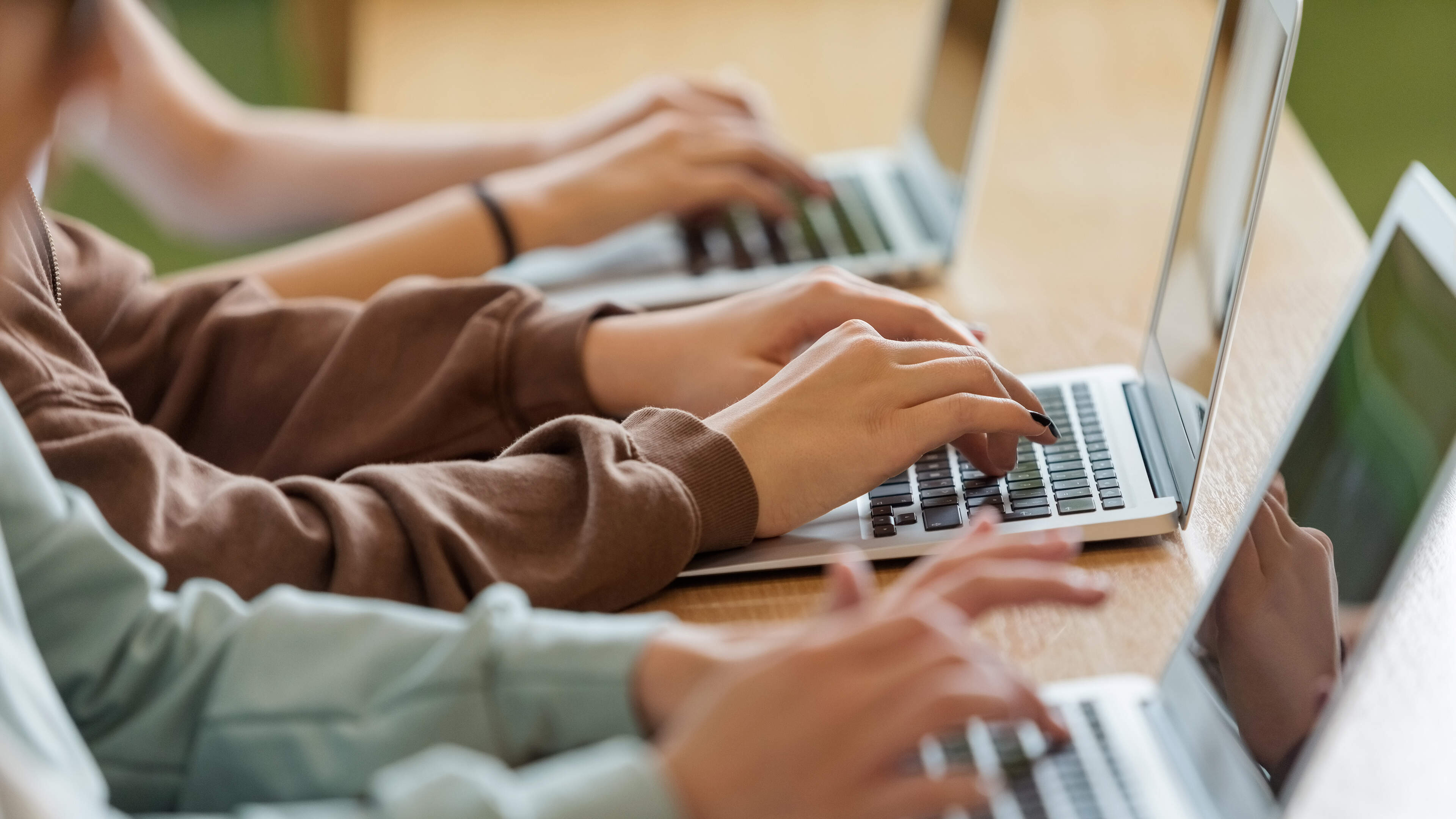 Over 40% of Irish Children Encounter Hate Online