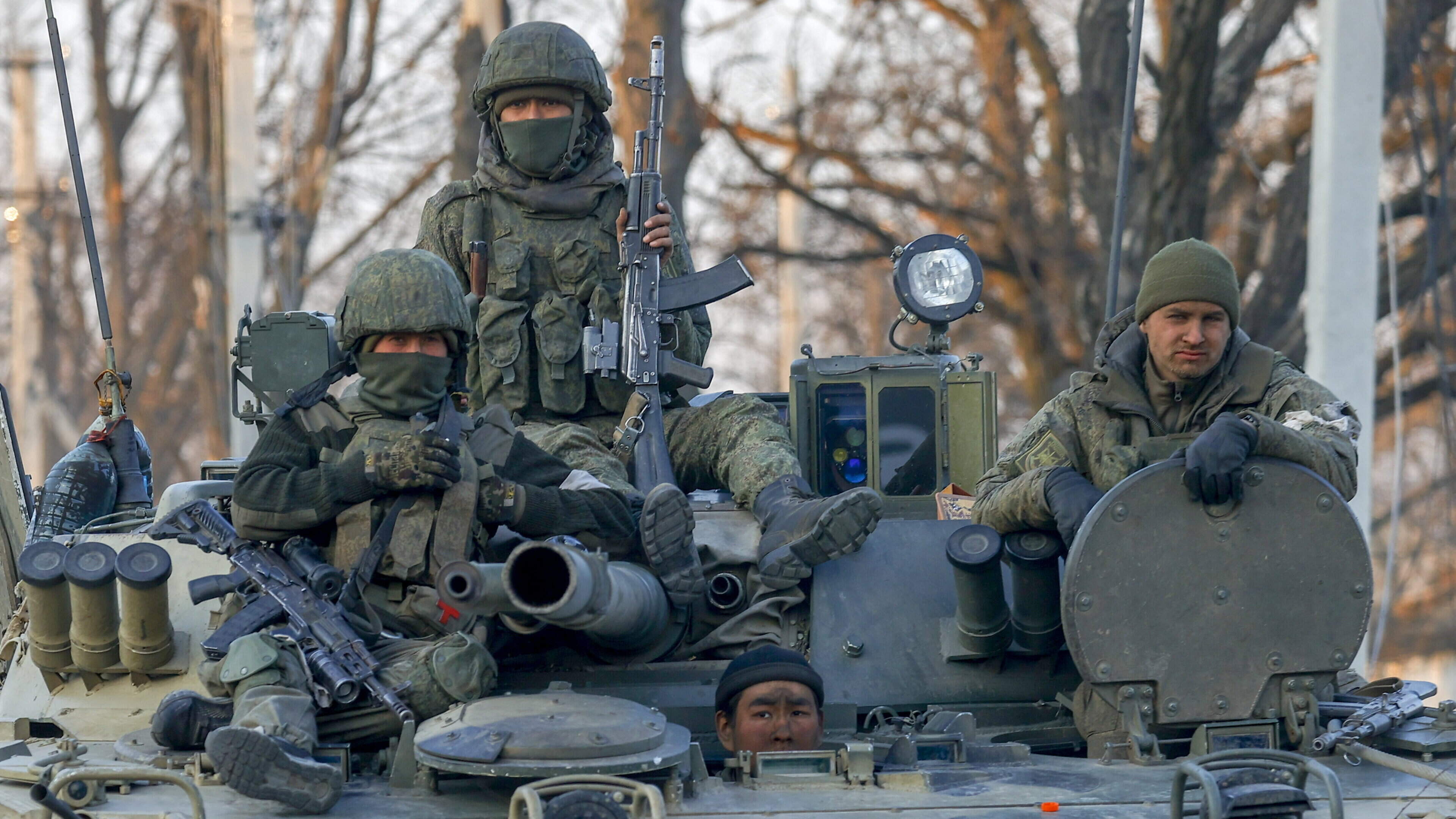 SAS Veterans Training Russians in Ukraine