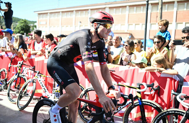 Stefan Kung Wins Stage 18 Time Trial