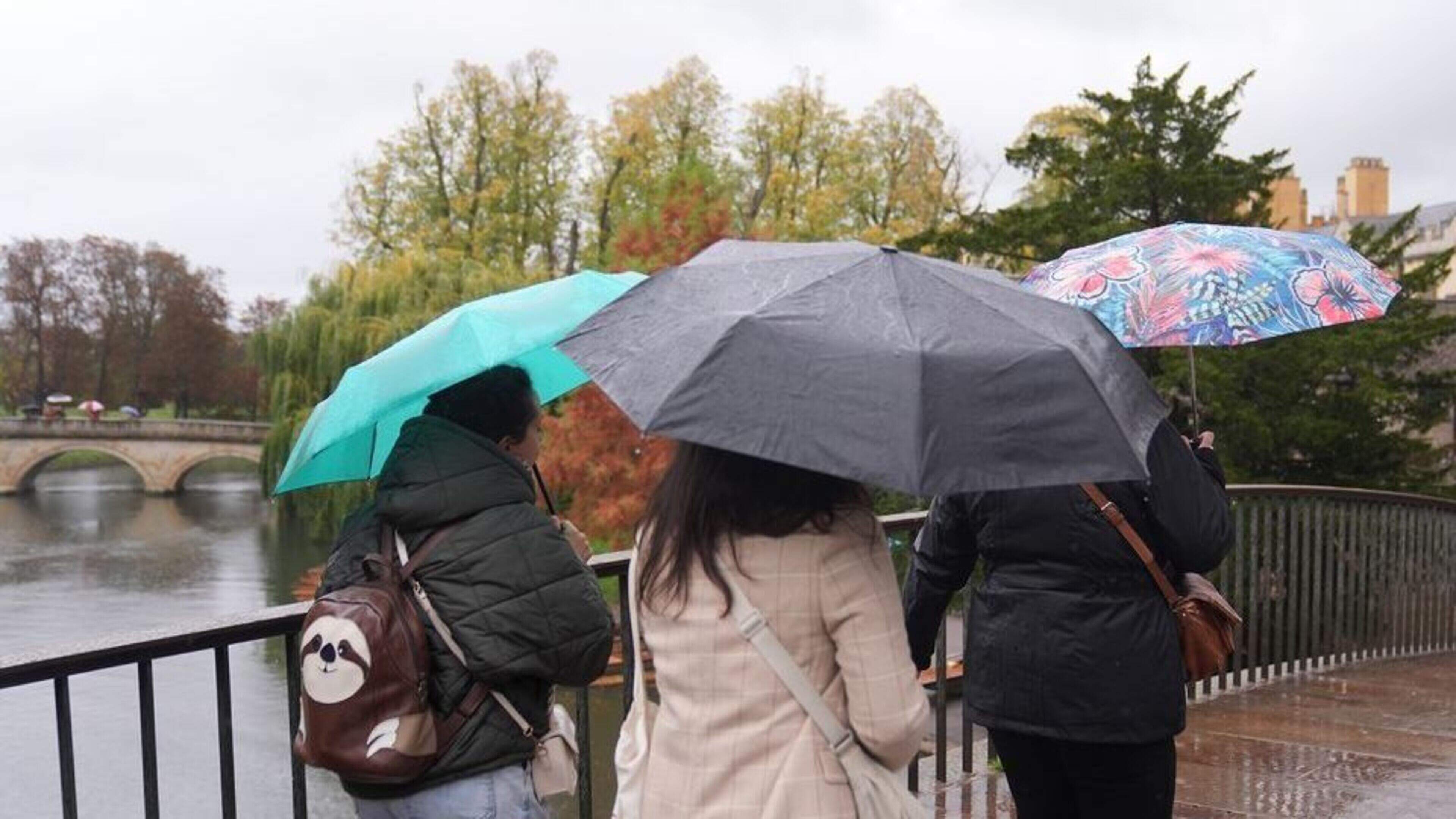 Weekend Weather Forecast: Rain and Temperature Drop