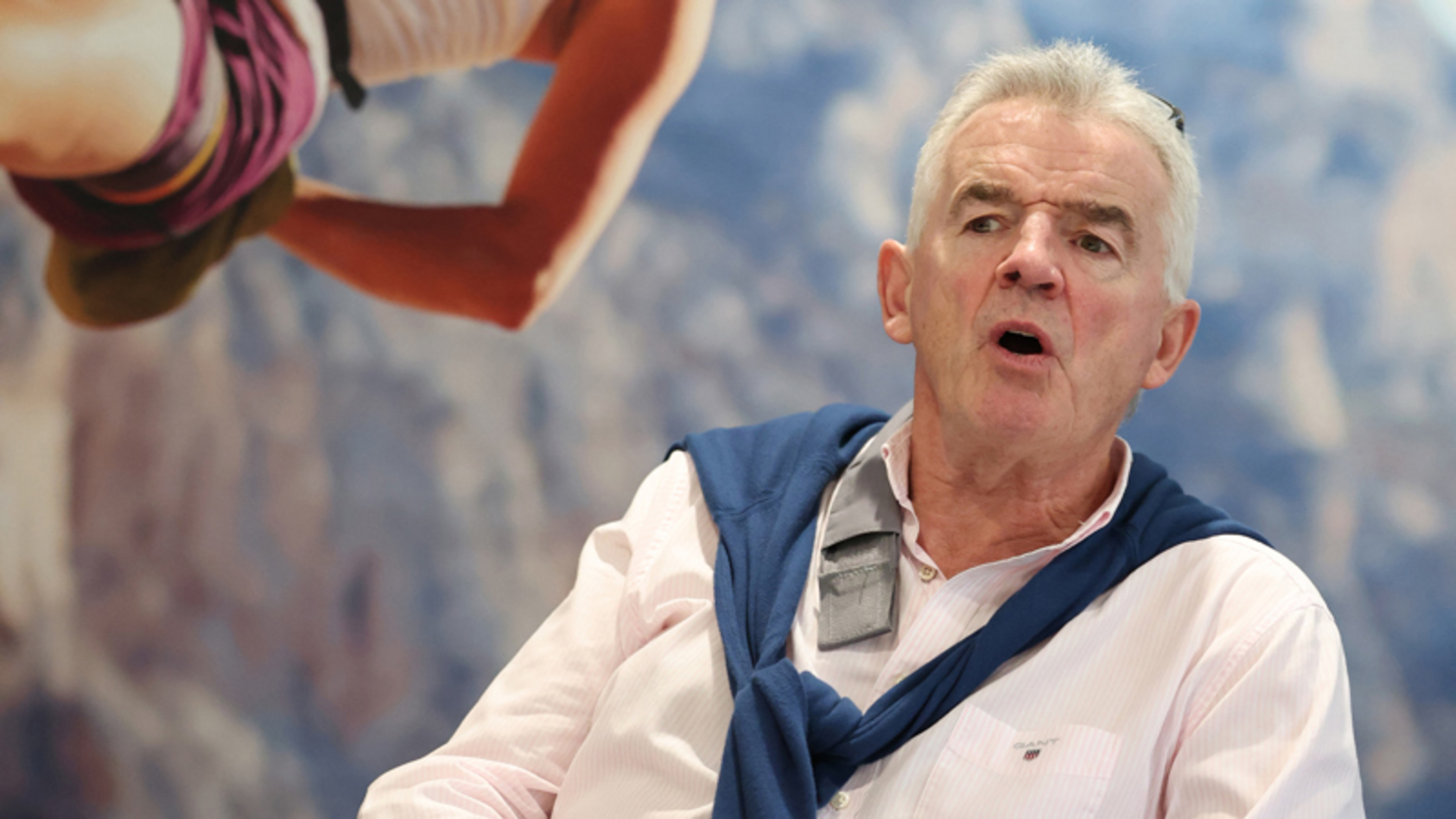 Burke urges O'Leary to apologize for comments