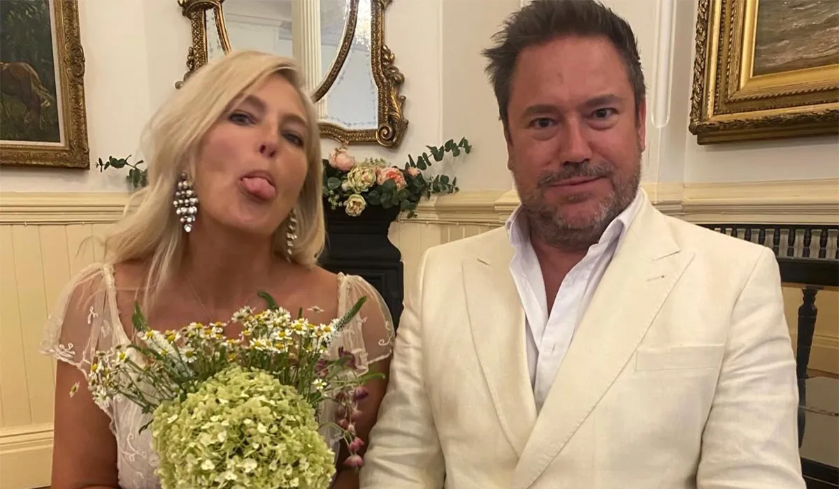 Rivals actor Rufus Jones marries Philippa Allam