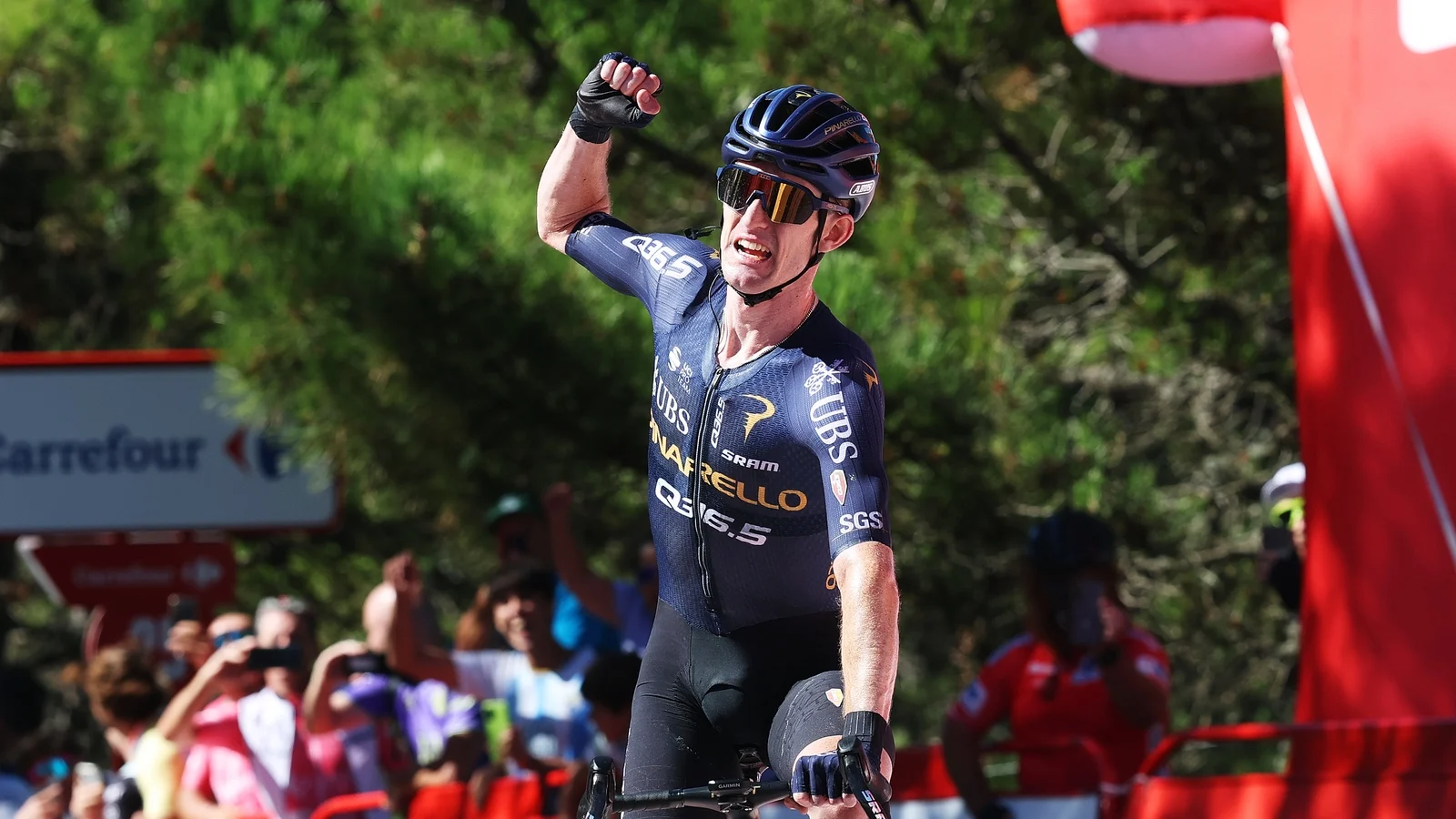 Eddie Dunbar wins Vuelta a Espana stage 19