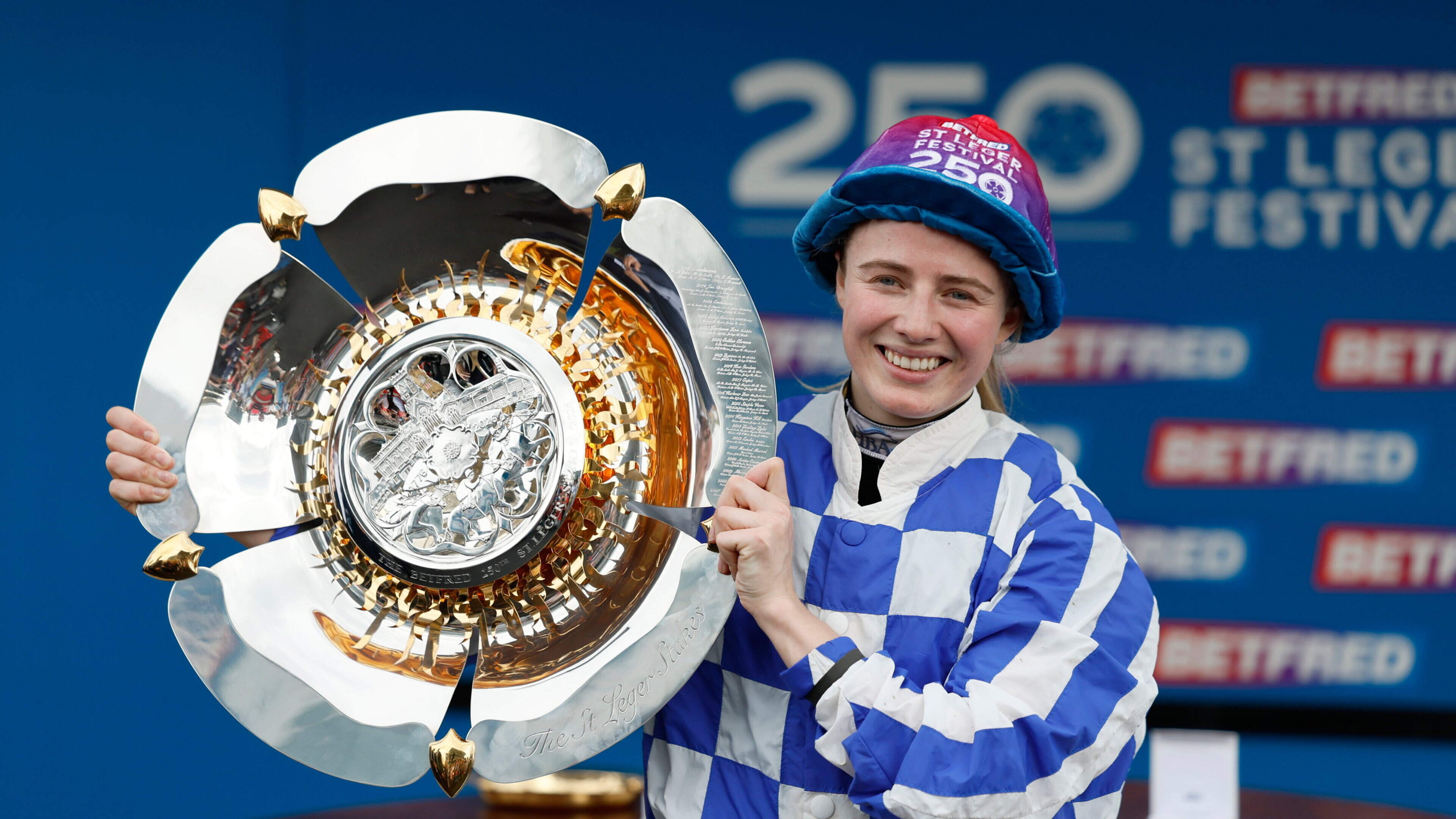Saffie Osborne Wins St Leger Race