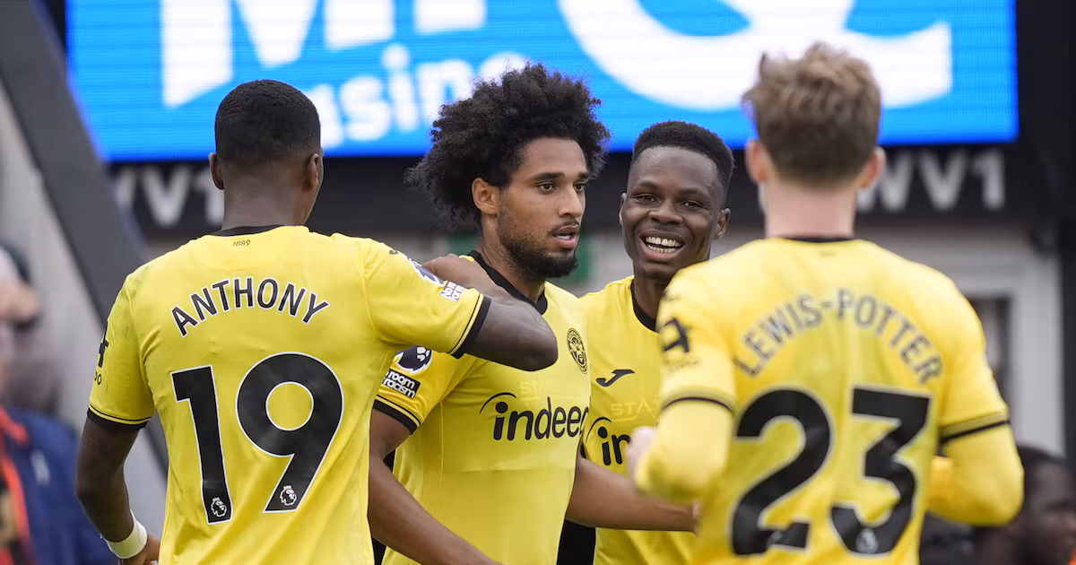 Kevin Schade's brace secures draw for Brentford