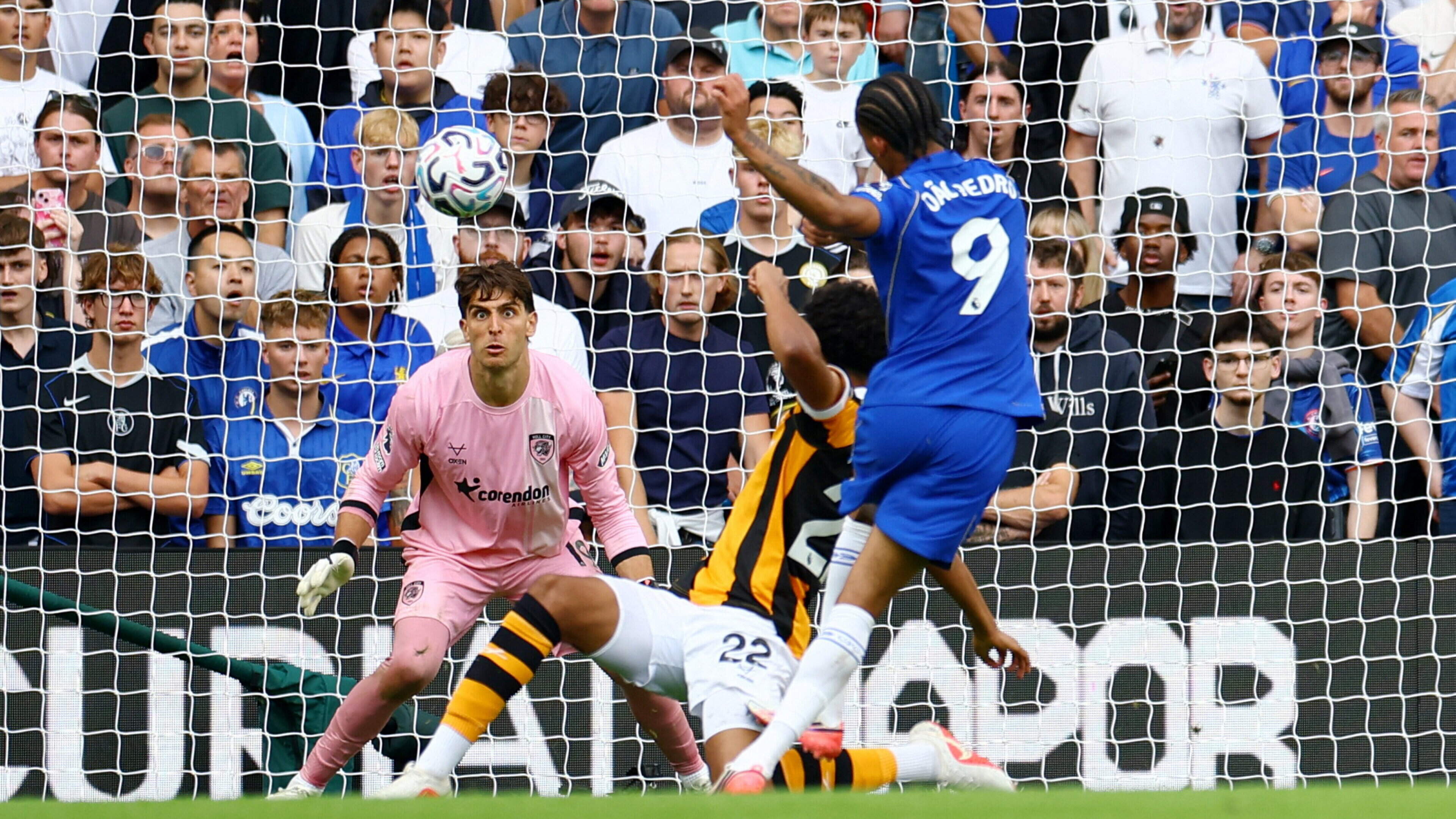 Chelsea Draw with Hull in Premier League