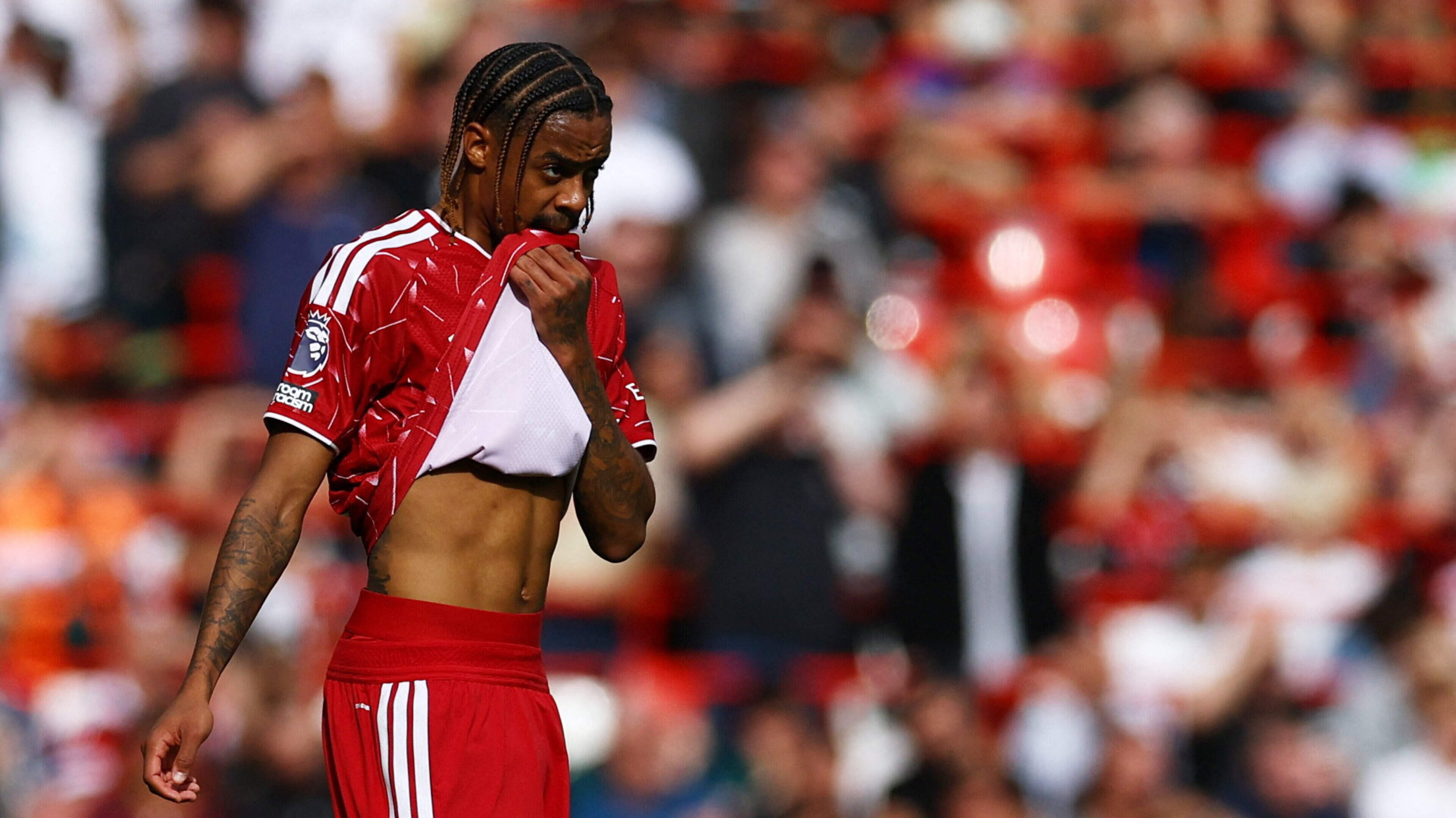 Liverpool Draws with Fulham at Anfield