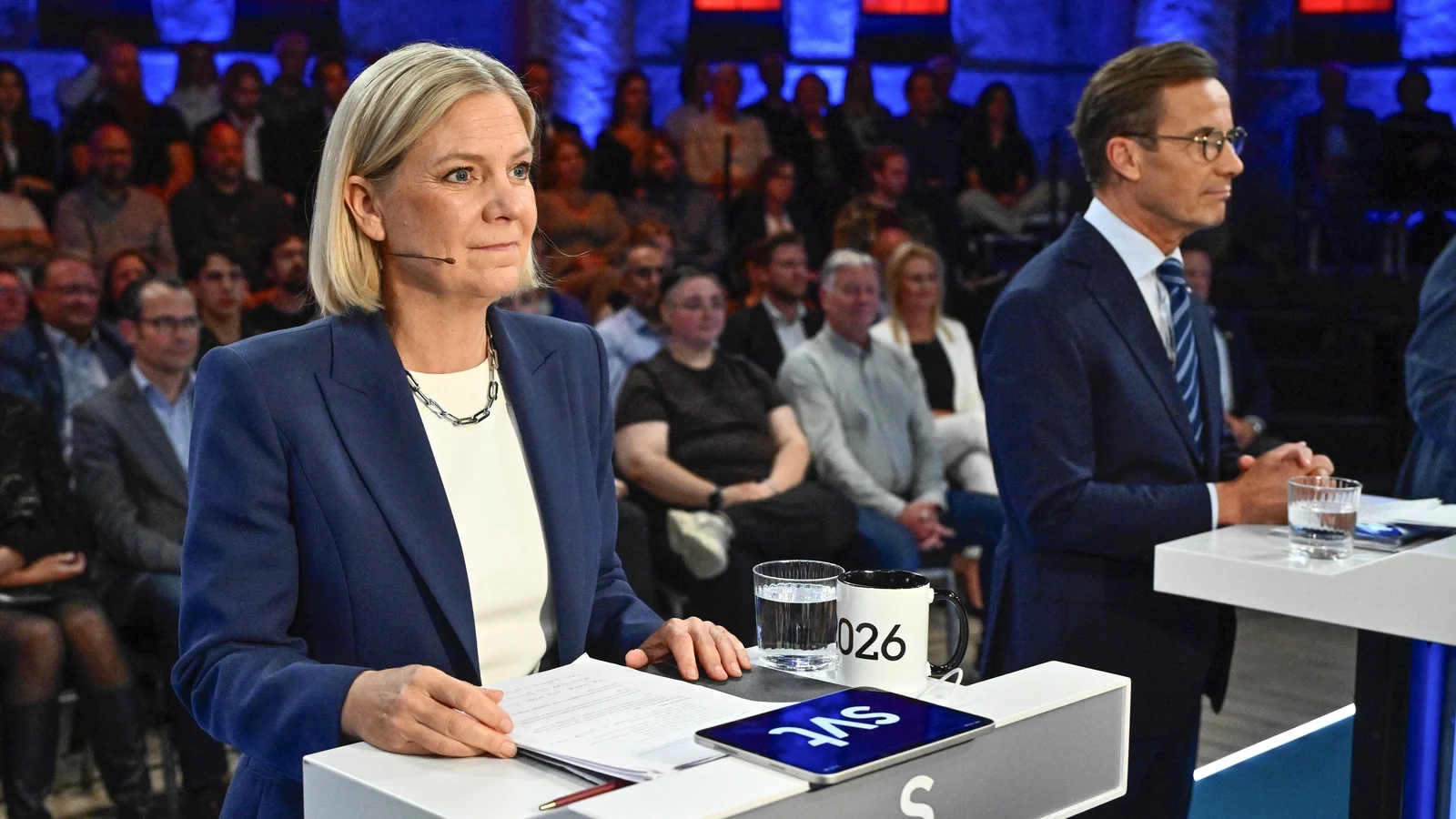 Sweden votes in tight general election