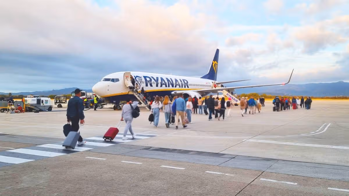 Irish Couple Stranded for Six Hours at Airport