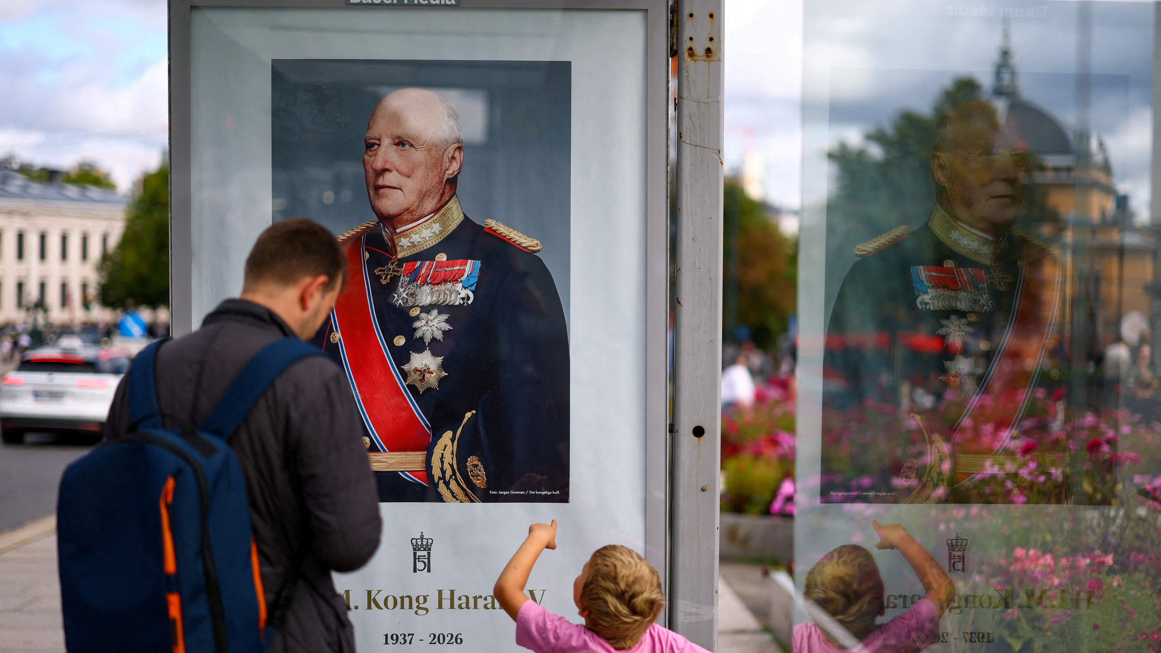 Norwegians Mourn King Harald V's Death