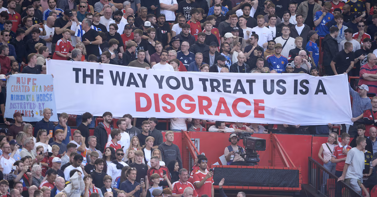 Man Utd Fans Protest Ticket Ban Before Derby