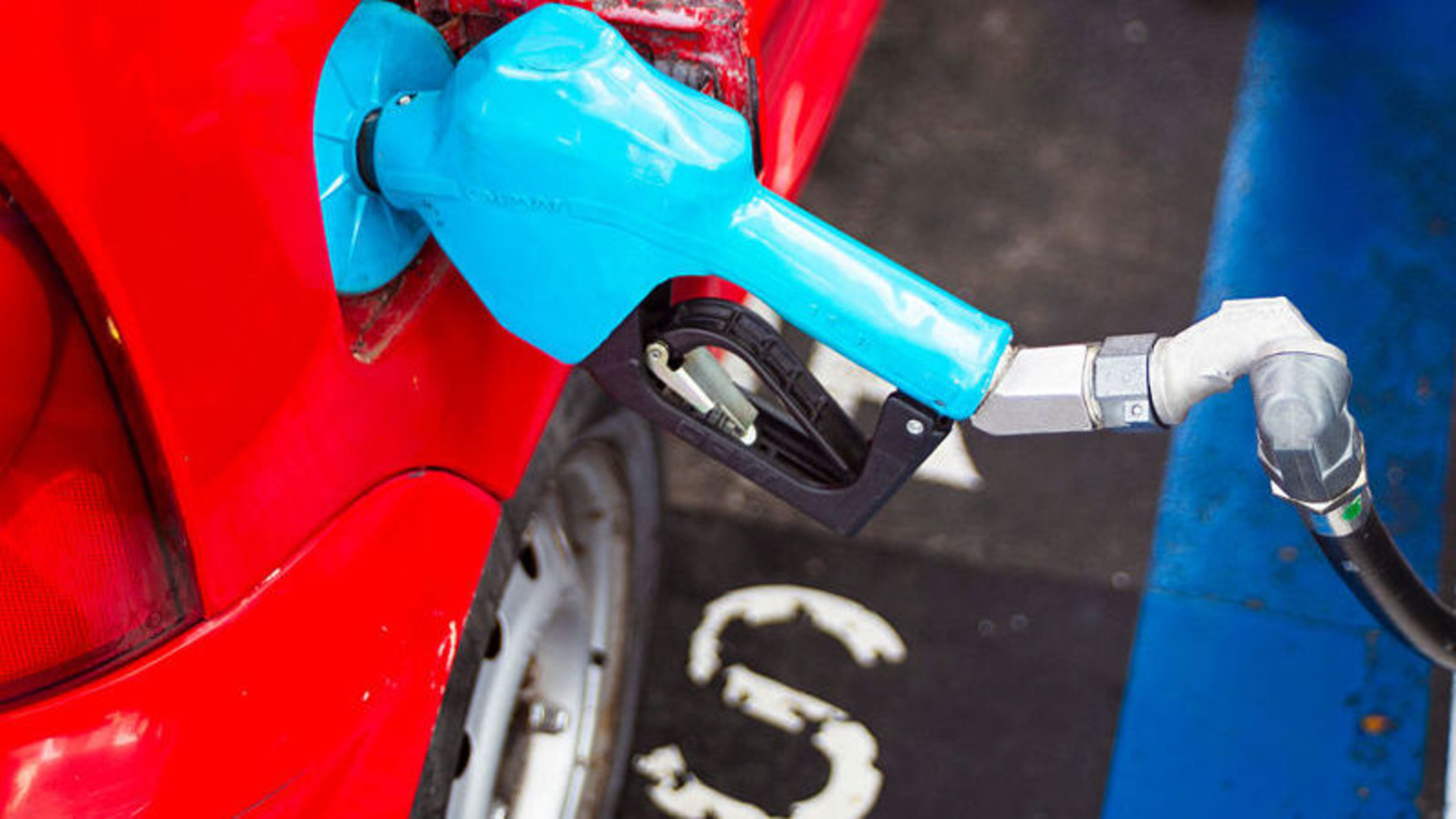 Oil price surges after Saudi pipeline attack