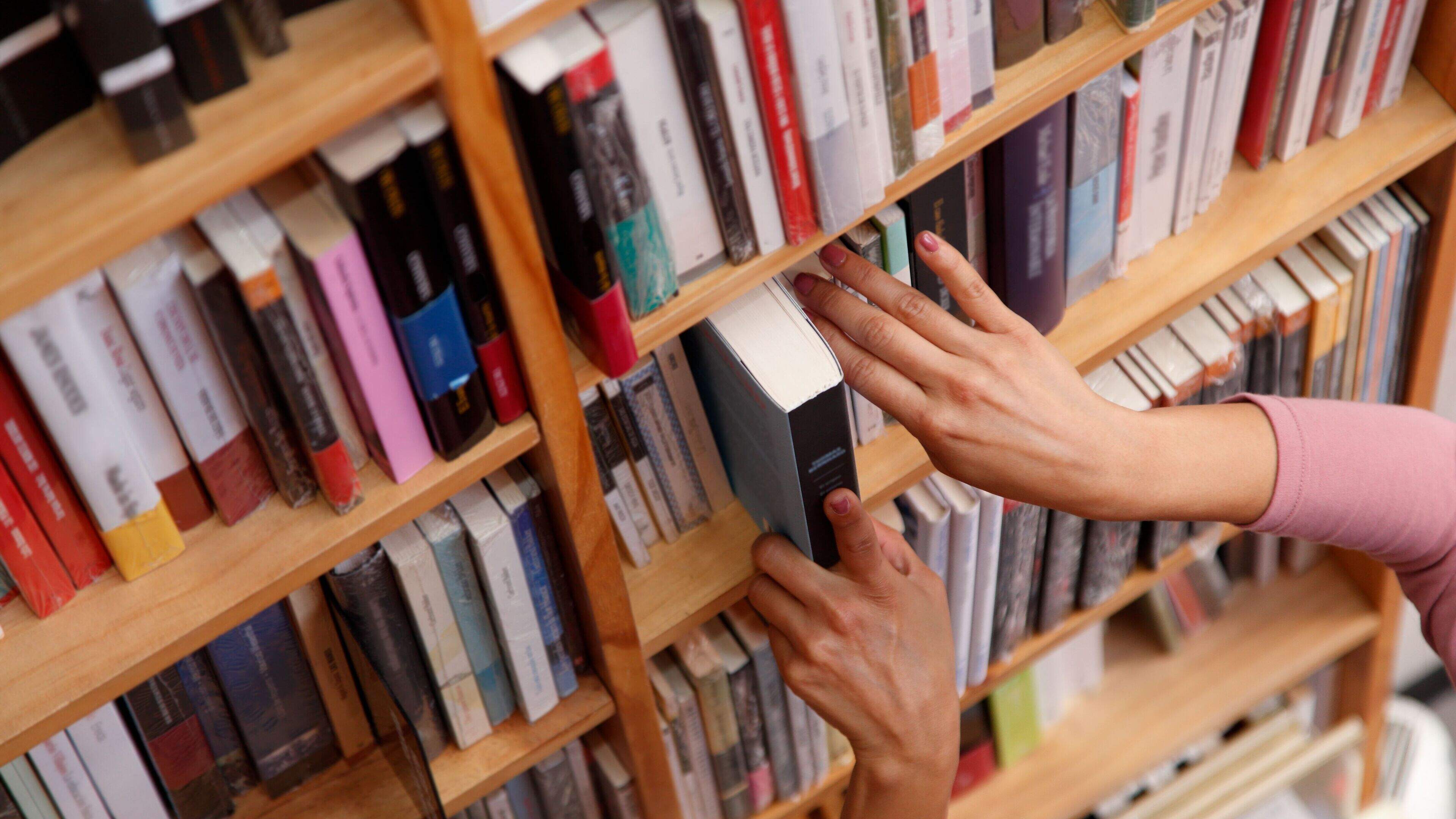 Library Card as Passport to Knowledge