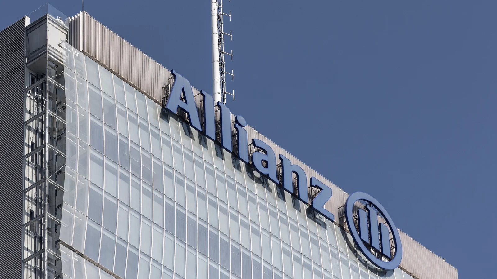 Allianz Halts Sponsorship of Spanish Festival