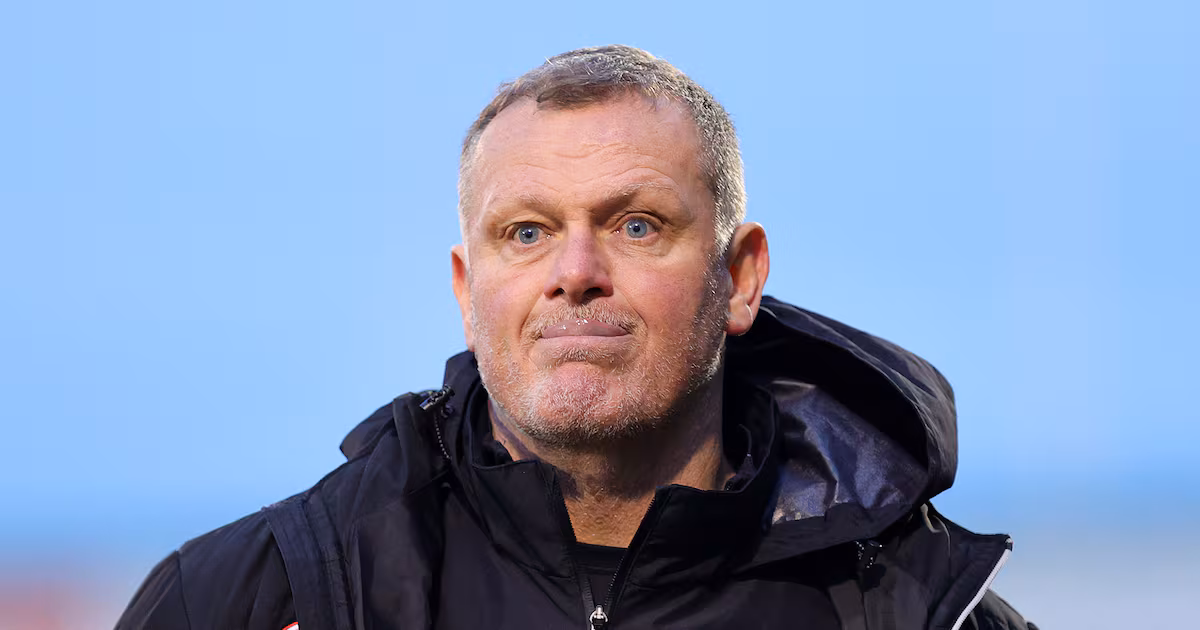 Glentoran interested in Cliftonville's Jim Magilton