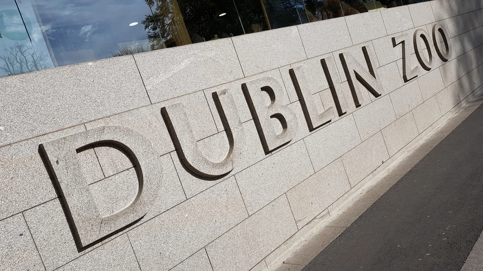 Warning over Dublin Zoo online scams