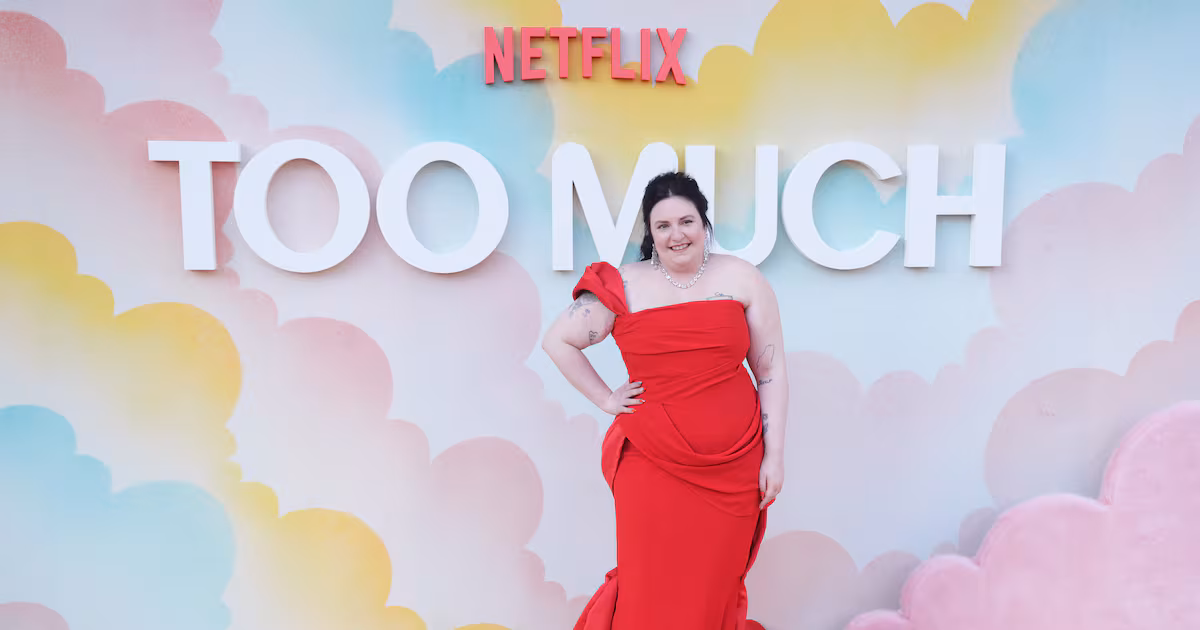 Lena Dunham Welcomes First Child via Surrogate