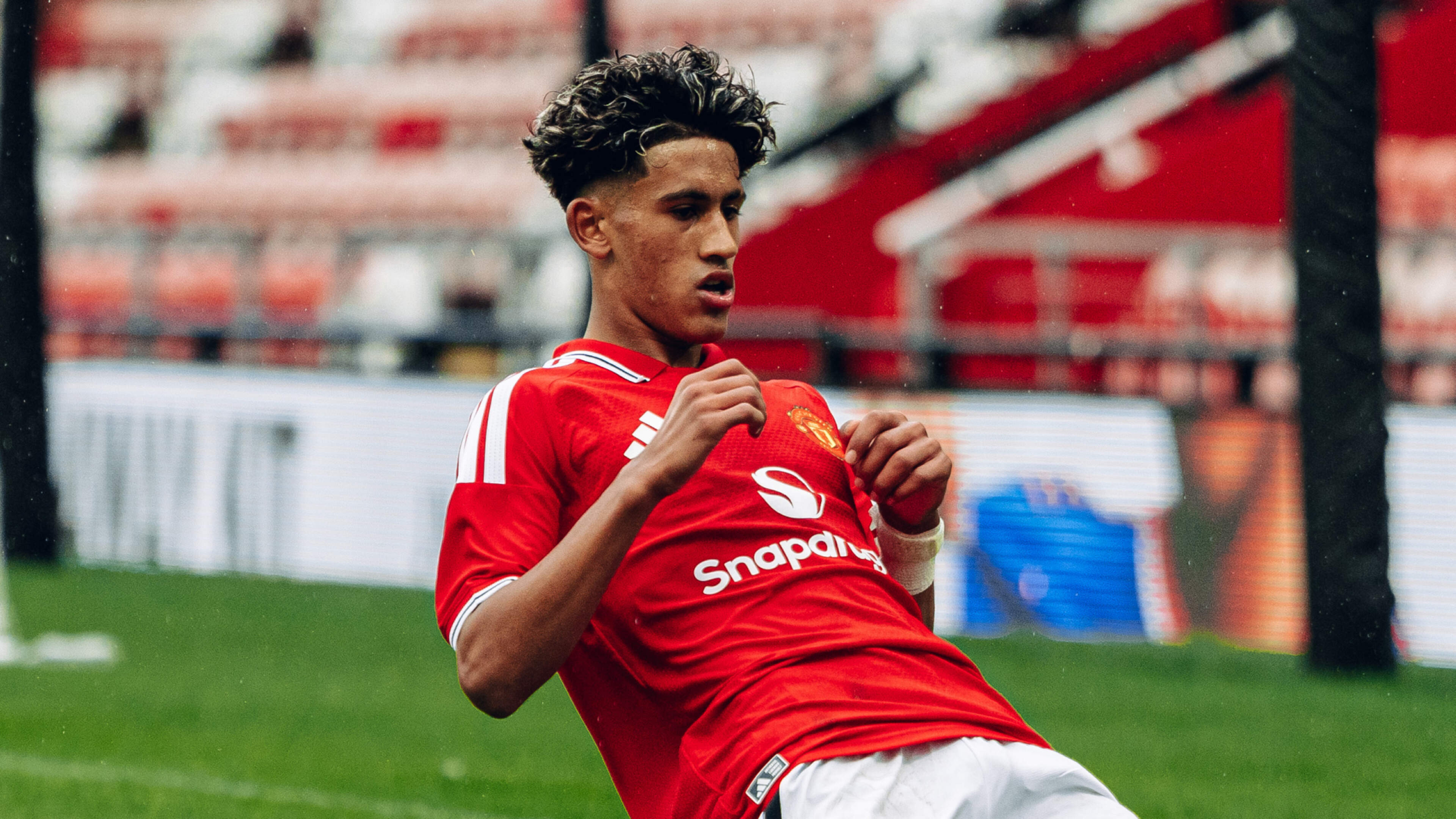 Barcelona Eyes Signing JJ Gabriel Amid Brexit Loophole