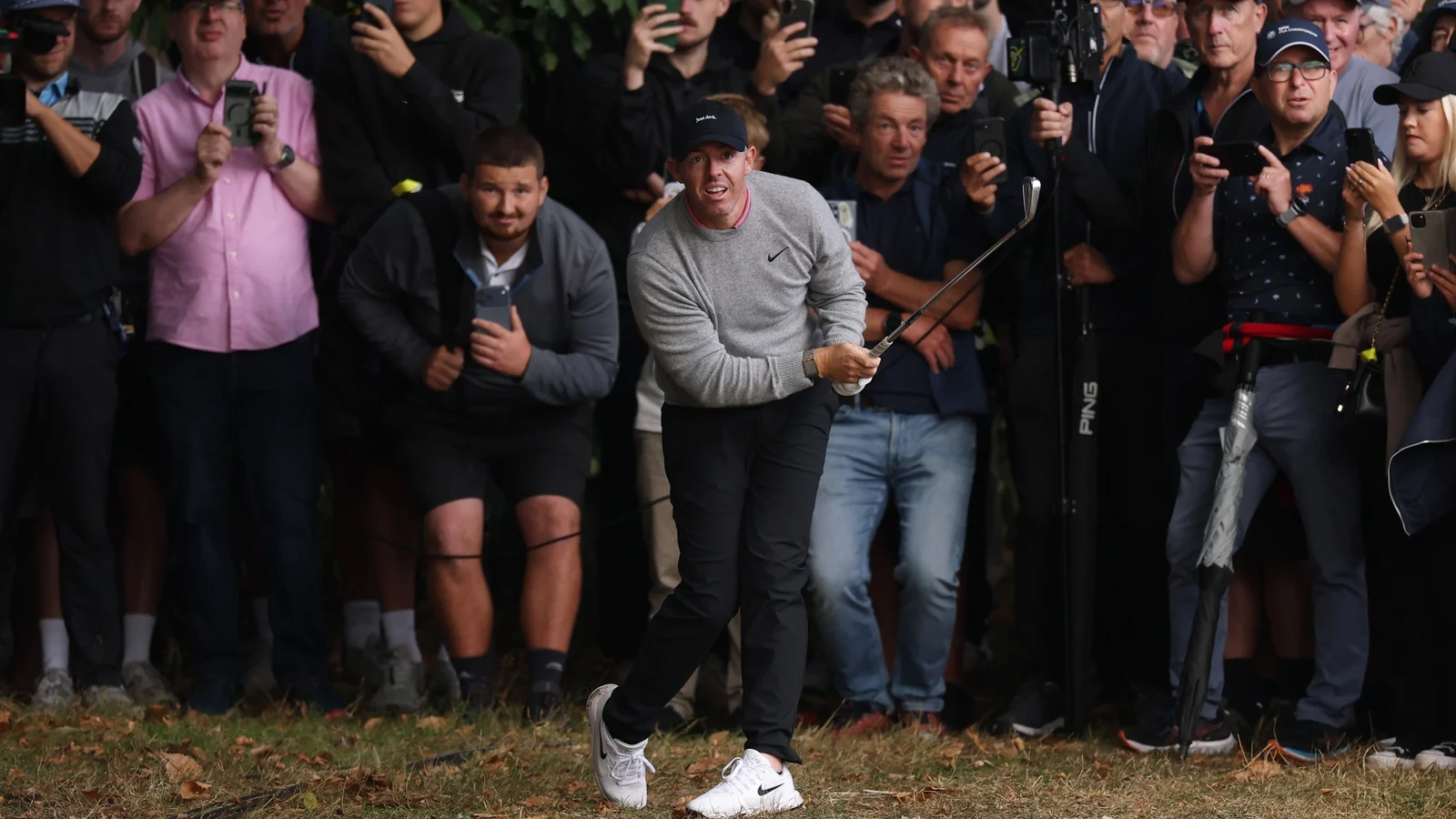 McIlroy's Mixed First Round at Wentworth