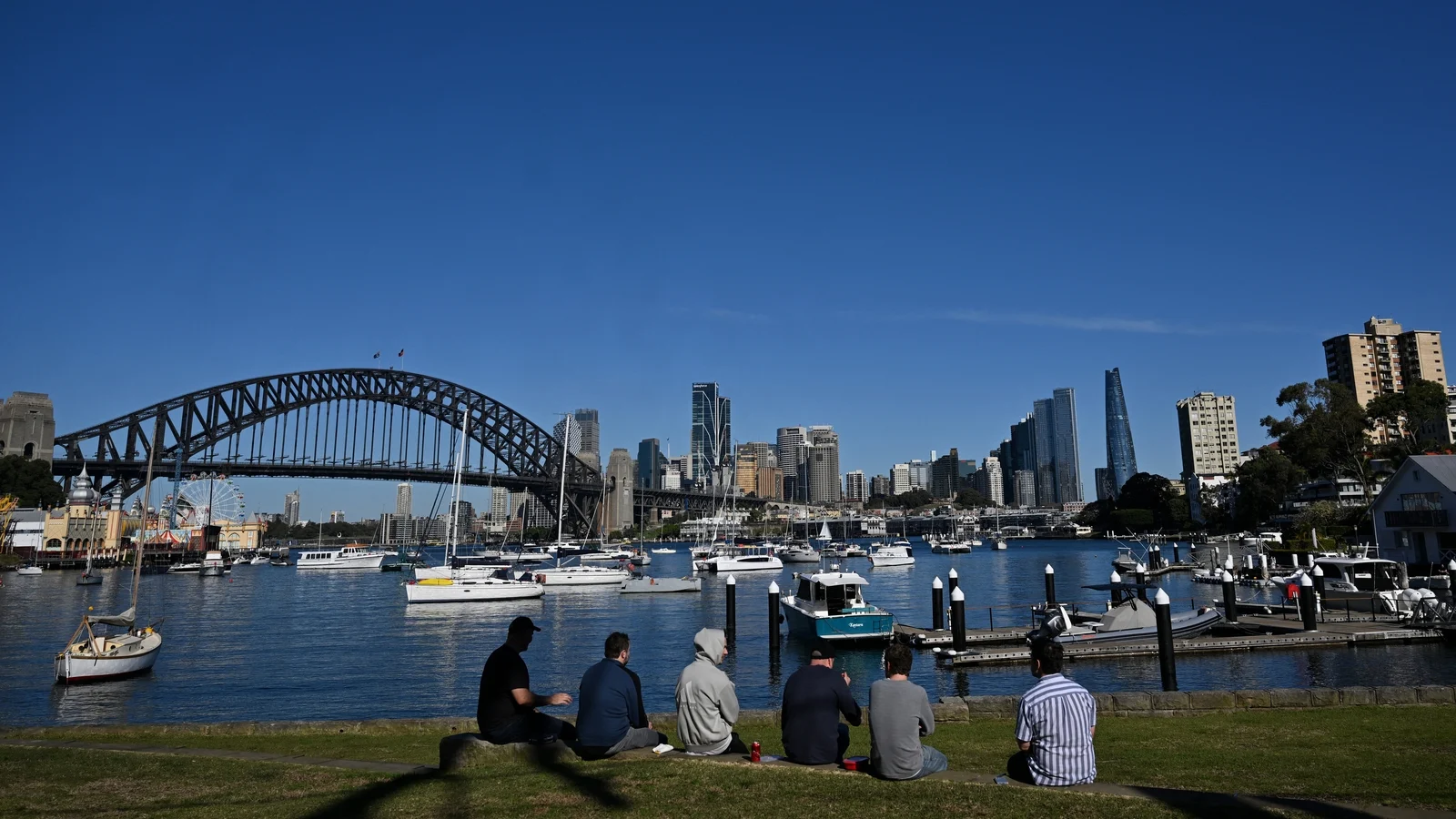 Australia to Detain Tourists Who Overstay Visa