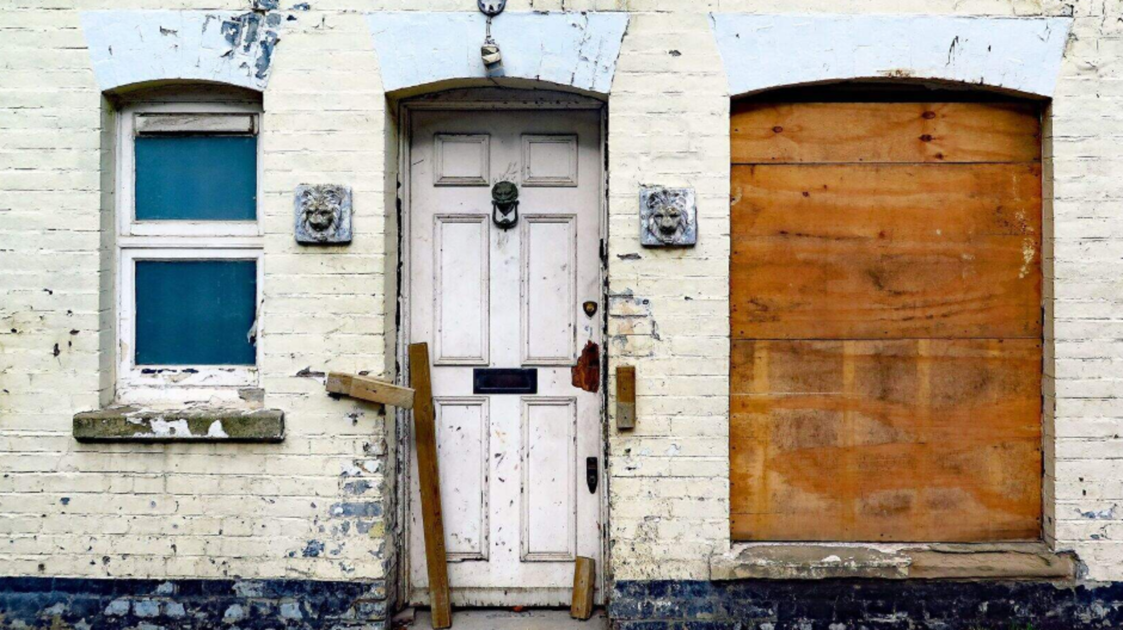 Cork City Faces Council House Refurbishment Challenges
